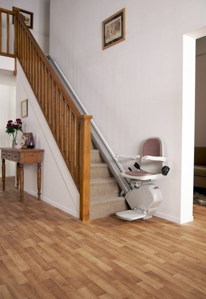 SILLA SALVAESCALERAS 3