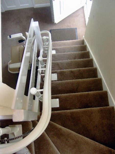 Silla Salvaescaleras ergonómica.