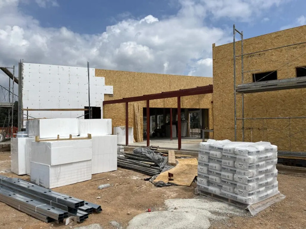 Sistema aislamiento termico exterior 80mm