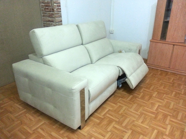 SOFA 3 PLAZAS RELAX MOTOR FIRMA PEDRO ORTIZ MODELO DUBAI A ESTRENAR