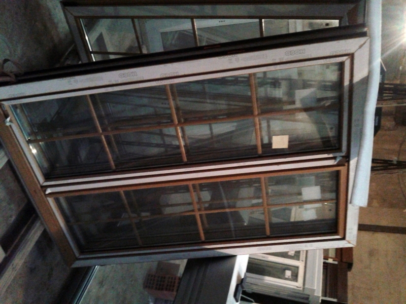 Ventanal PVC, Precio 250,00€, dos unidades.