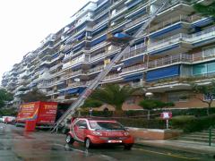 Alquiler de elevadores por fachada para realizar tu mudanza 