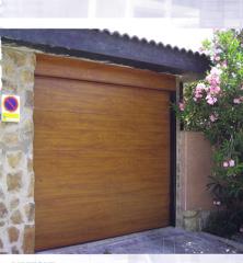 Puerta seccional