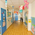 Interior de la escuela
