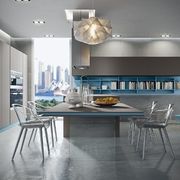 Cocina moderna en classic blue