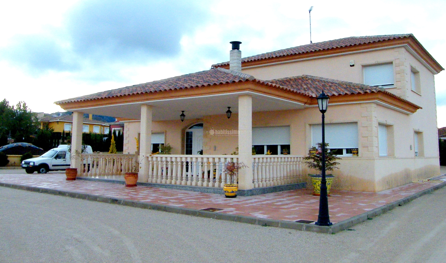 Chalet particula en el Paraje Club de Tenis de Yecla
