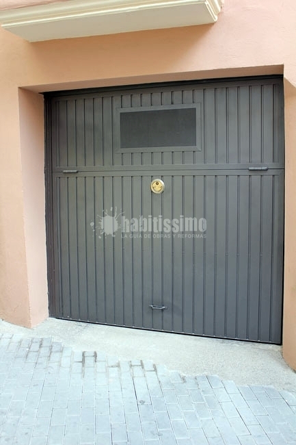Pueras basculantes de hierro