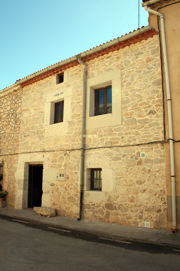 Restauración De Vivienda En Castillejo De Robledo (Soria)