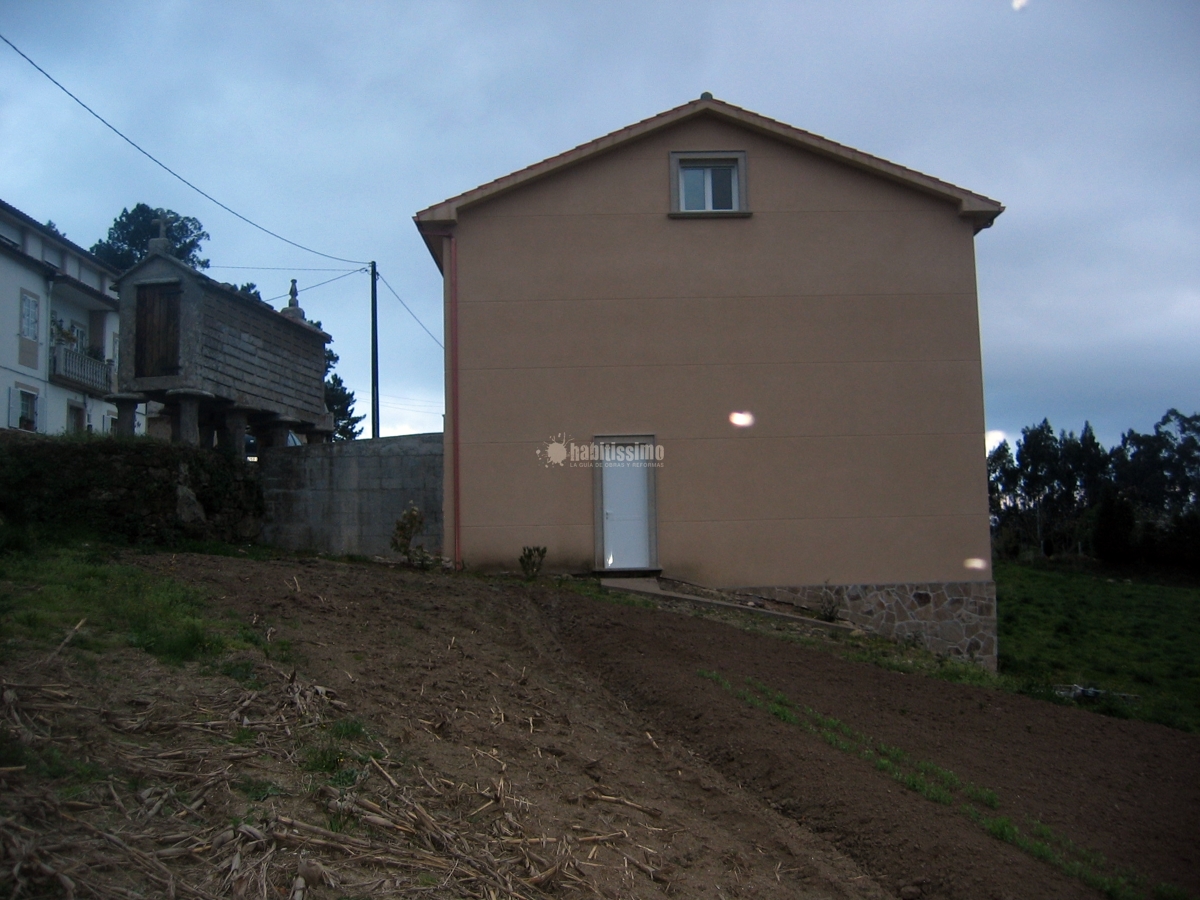 Cambio De Uso De Alpendre para Aperos De Labranza A Vivienda Unifamiliar