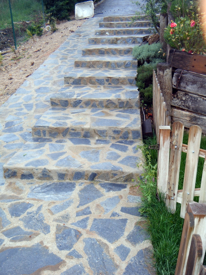 Escalera De Piedra