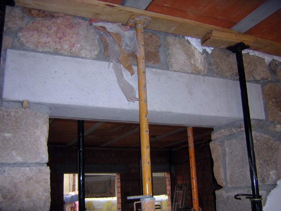 2008 -Construccion de vivienda dintel ventana