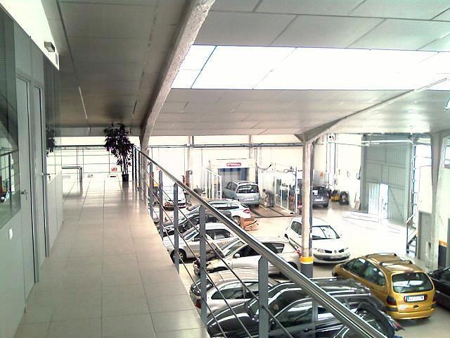 Habilitación  Nave Industrial para taller Mecánico de Chapa y pintura  y habilitación de altillo para oficinas en Polígono Industrial de Quart de Poblet (Valencia)