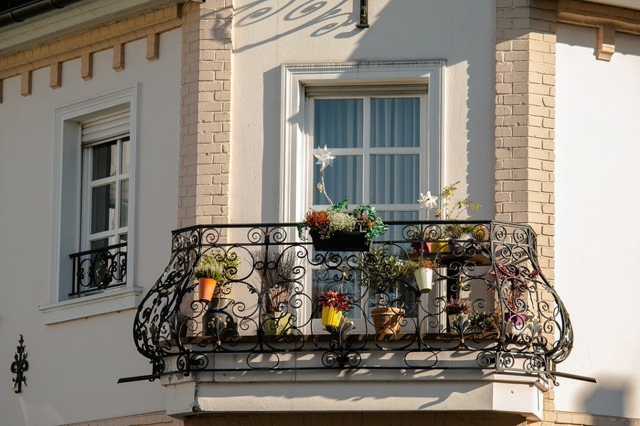 5 consejos de seguridad en el hogar si vas a salir de puente