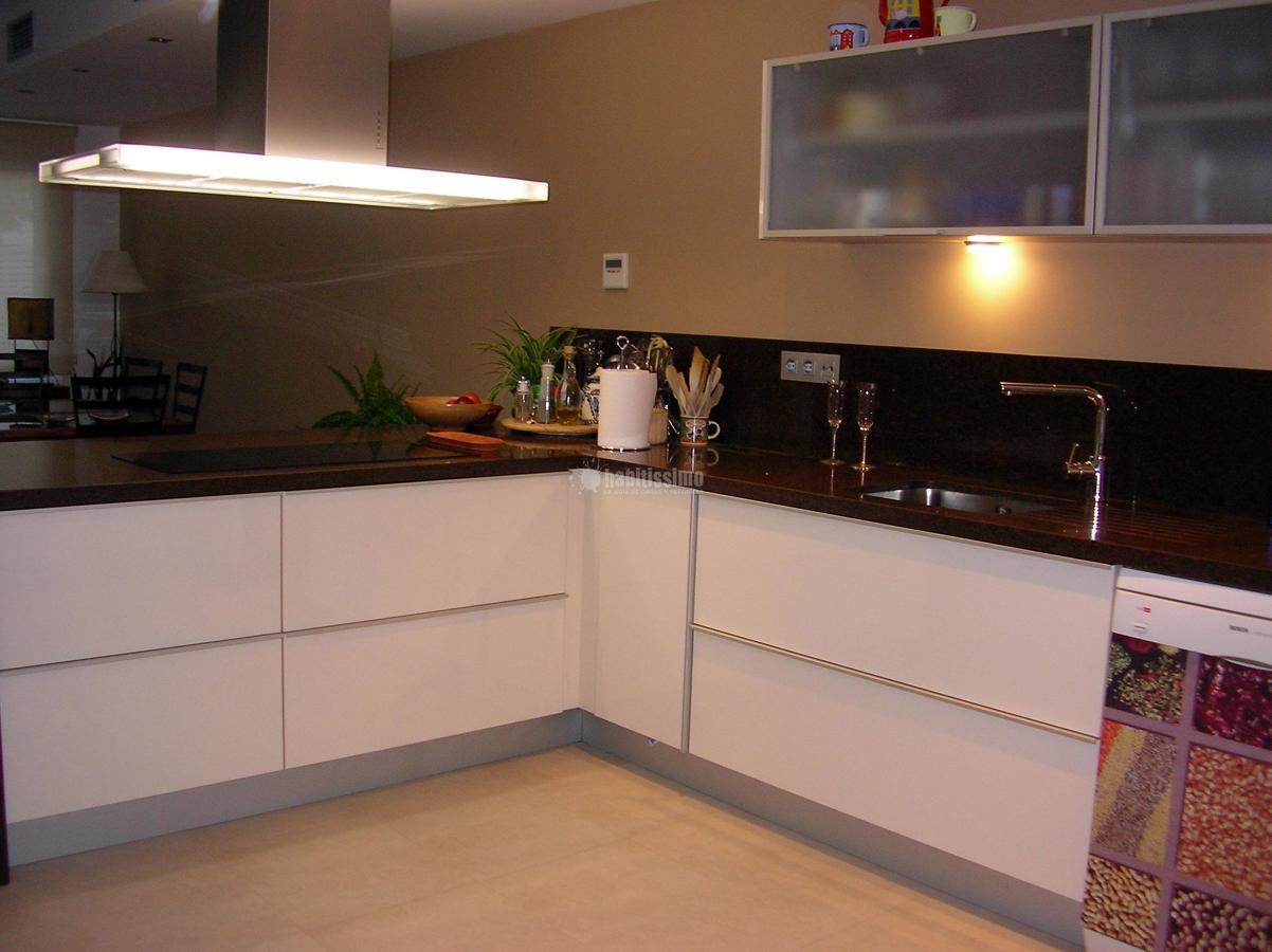 Cocina abierta al salon