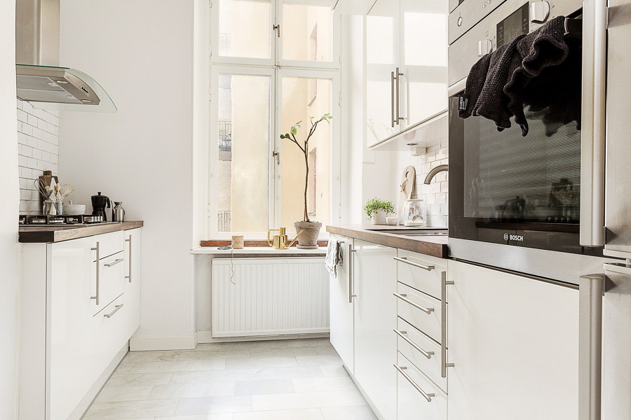 Pinta Tu Cocina y consigue Que Parezca Más Grande | Ideas Decoradores