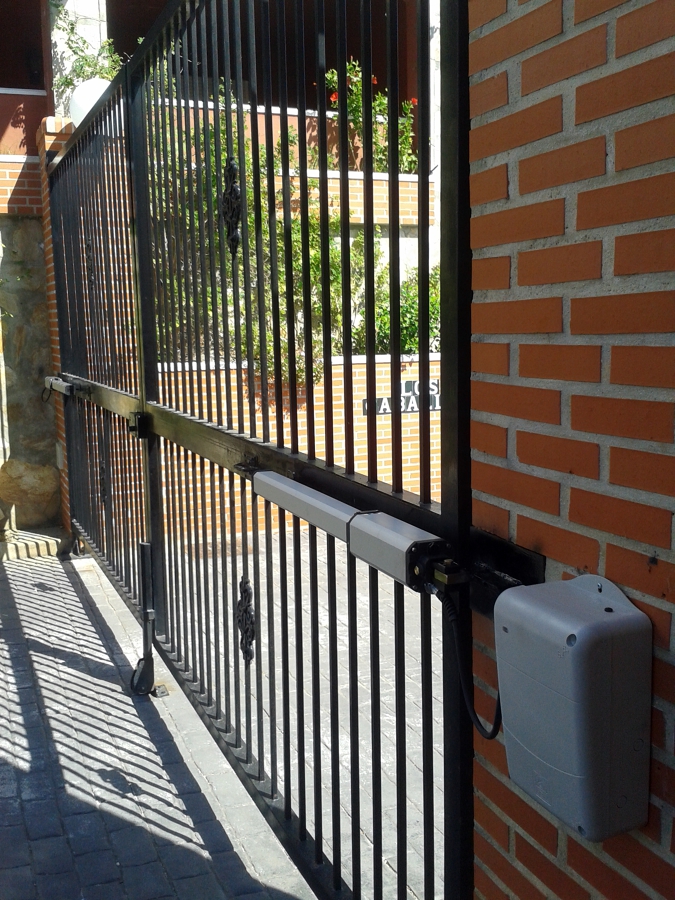 Abatible 2 hojas comunidad