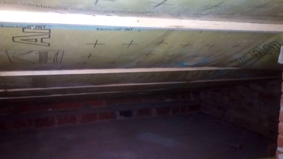 Aislamiento insuflado celulosa en guardilla con lamina ampatex