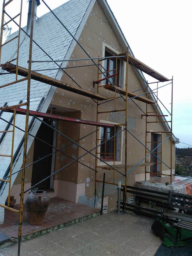 Aislamiento SATE con placas fibra madera pavatex