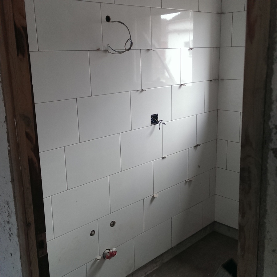 ALICATADO BAÑO 1