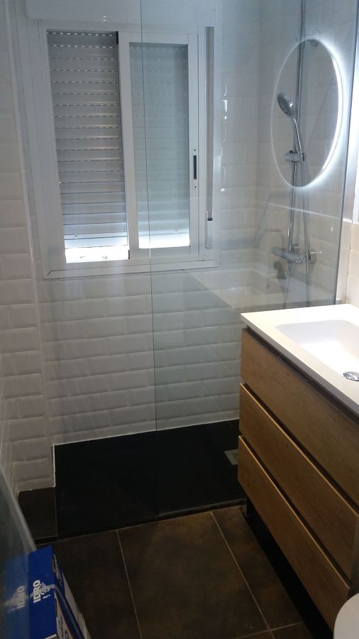 Alicatado baño