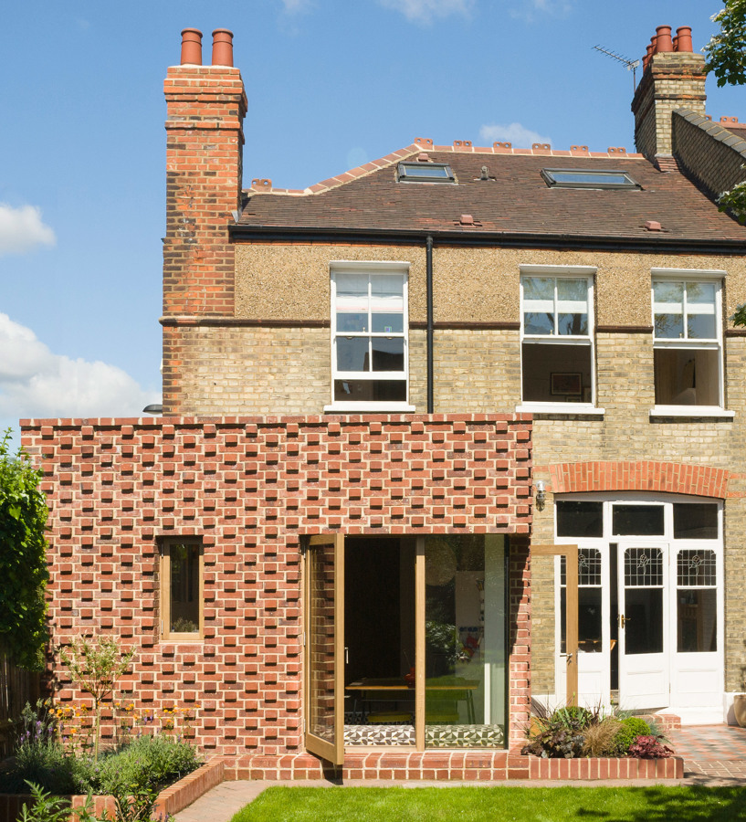 La Ampliación de una Casa de Ladrillo | Ideas Arquitectos