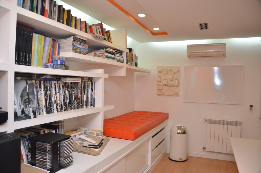 Foto: Detalle Puerta Corredera de Mirmen - Arquitectura - Interiorismo