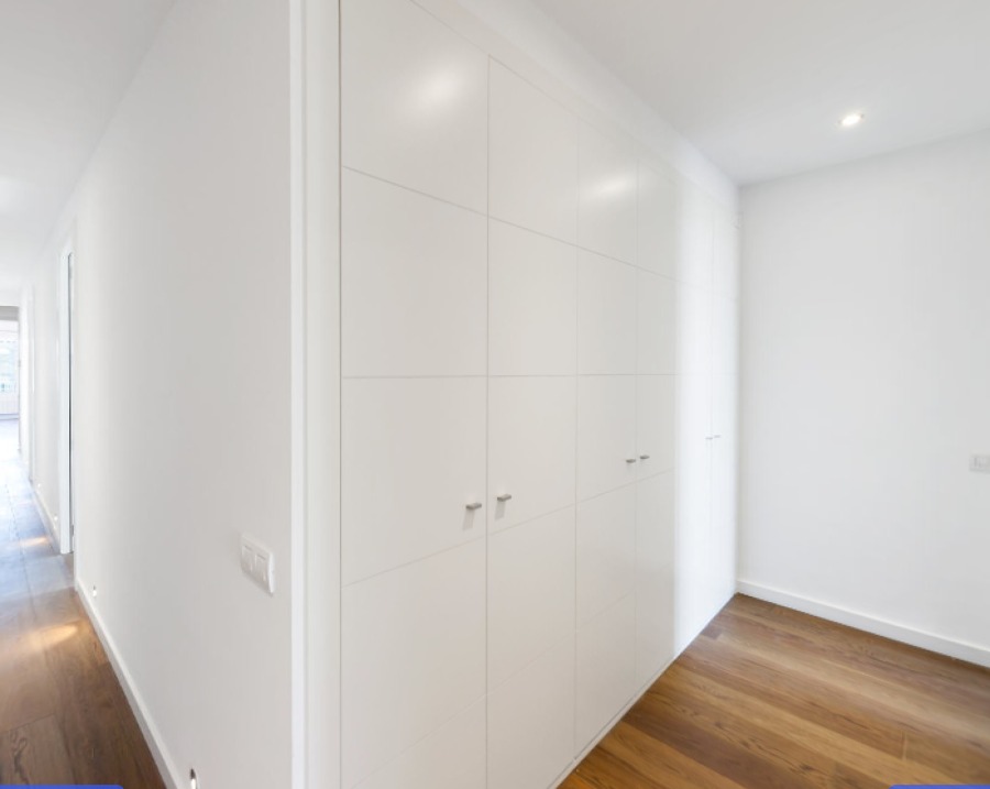 Foto: Puerta Plegable Cerrada de Carpintería A. Piñero #943346