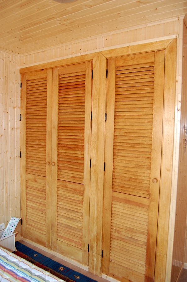 armario de madera