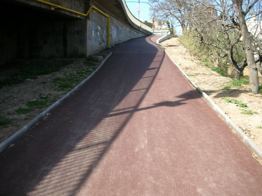 ASFALTO ROJO