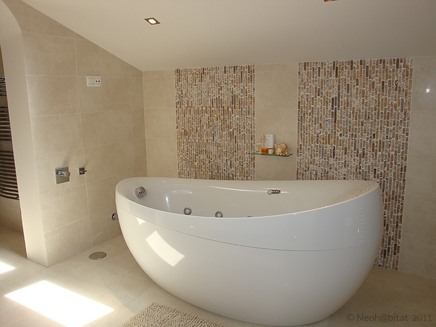 Bañera en Baño Principal en Vivienda en Marbella