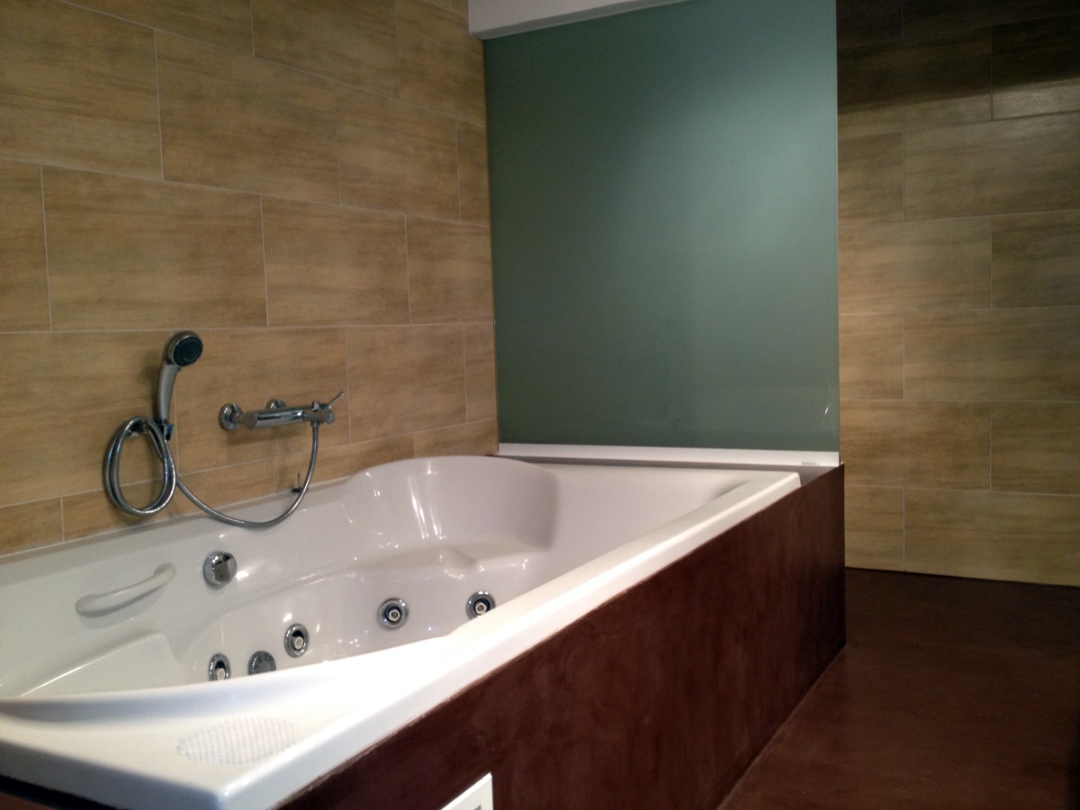 BAÑERA HIDROMASAJE