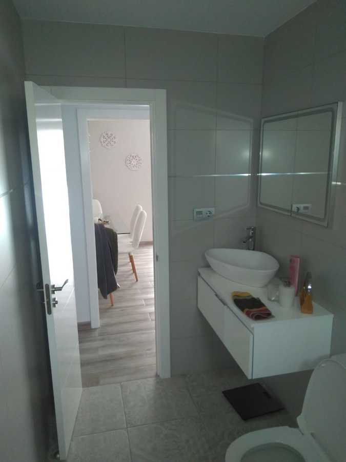 BAÑO - 1