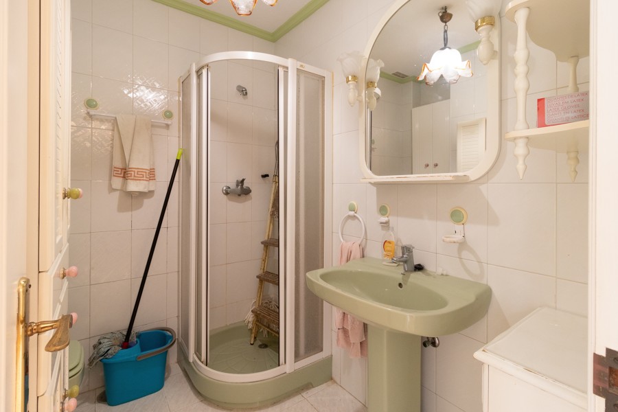 Baño 1 antes