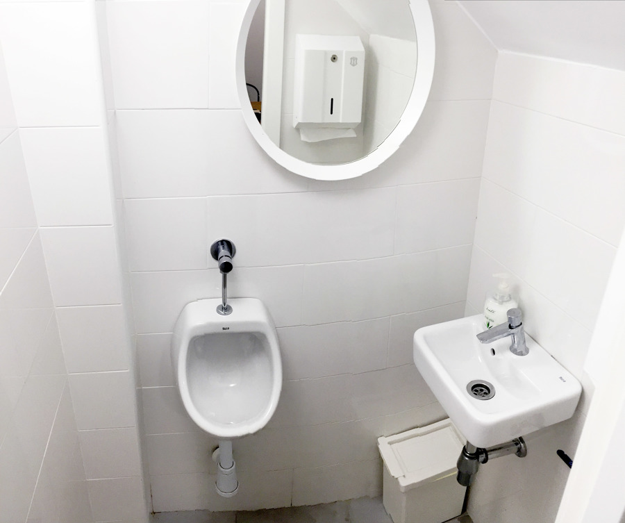 BAÑO CABALLEROS