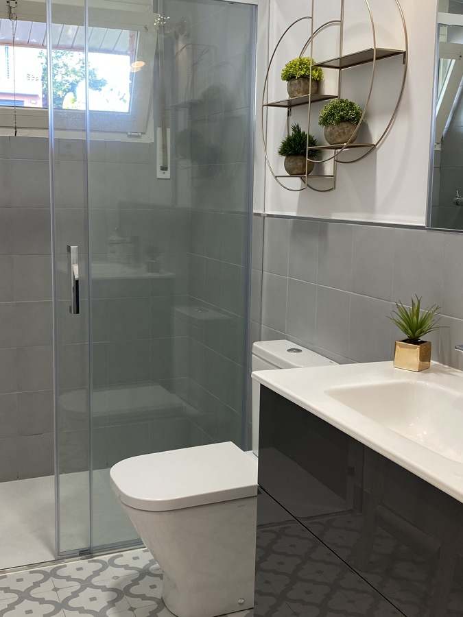 BAÑO DE INVITADOS.