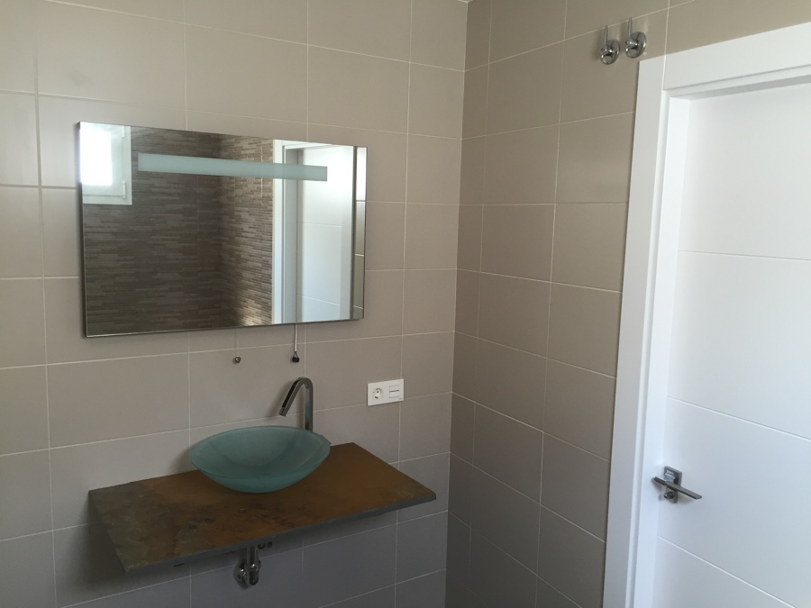 Baño en dormitorio