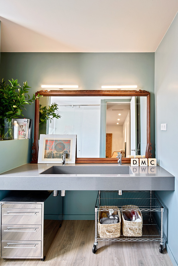 Foto: Baño Espacioso Color Crema #836460 - Habitissimo