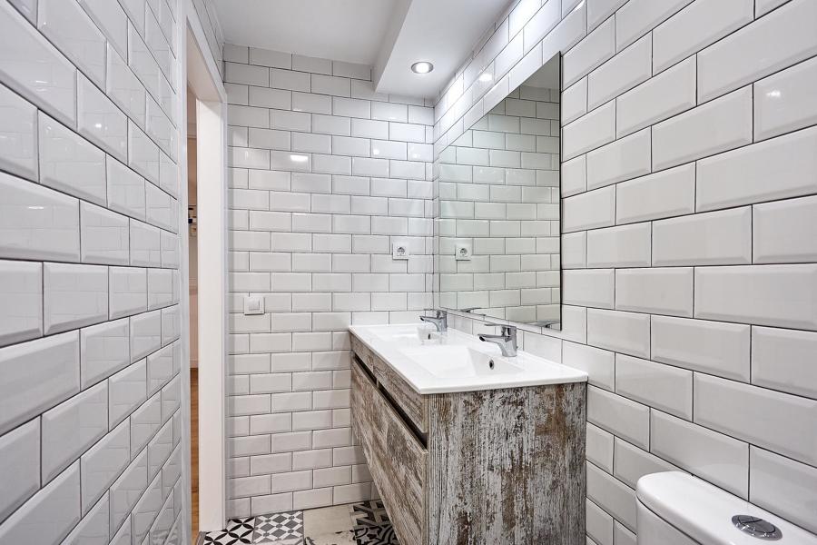 BAÑO EN POZUELO