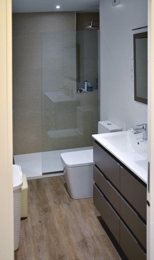 Baño en suit