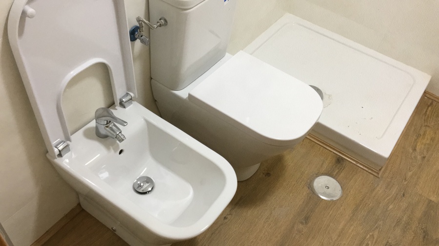 BAÑO PRIMERA PLANTA