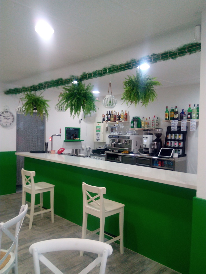 bar