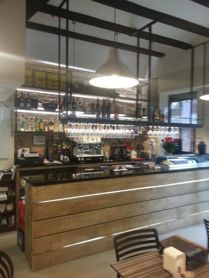 BAR-CAFETERIA