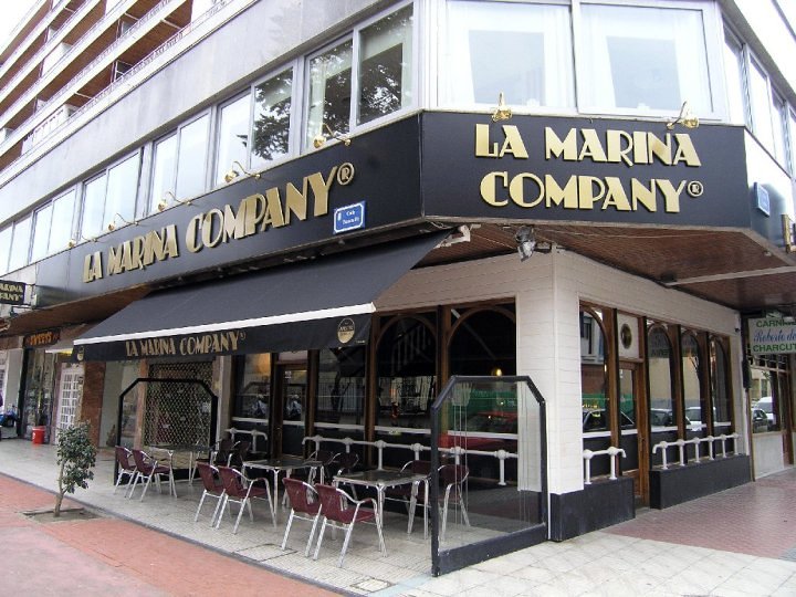 Bar restaurante La Marina Company