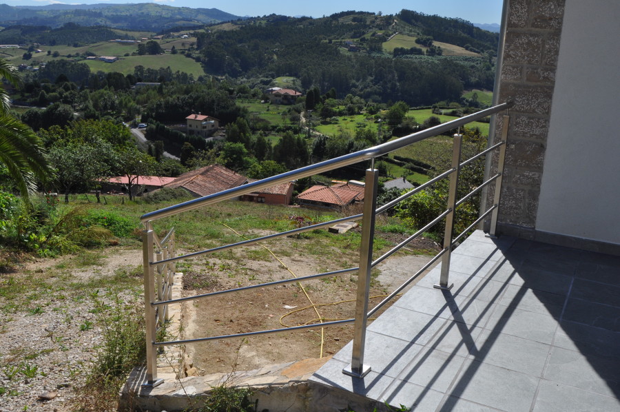 Barandillas de Acero Inoxidable Interiores y Exteriores | Ideas