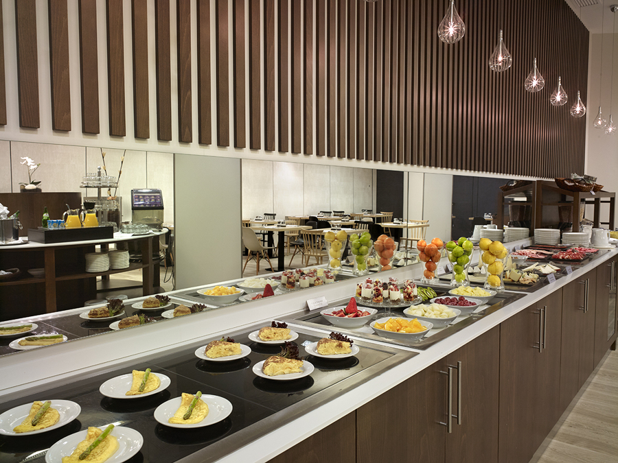 Foto: Buffet Despues de la Reforma de O2 Arquitectura #977845 - Habitissimo