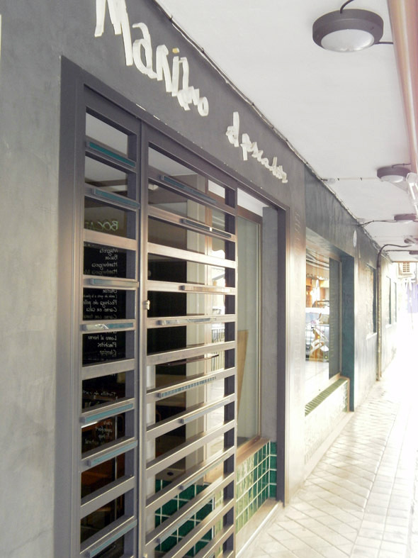 CAFE-BAR CON COCINA