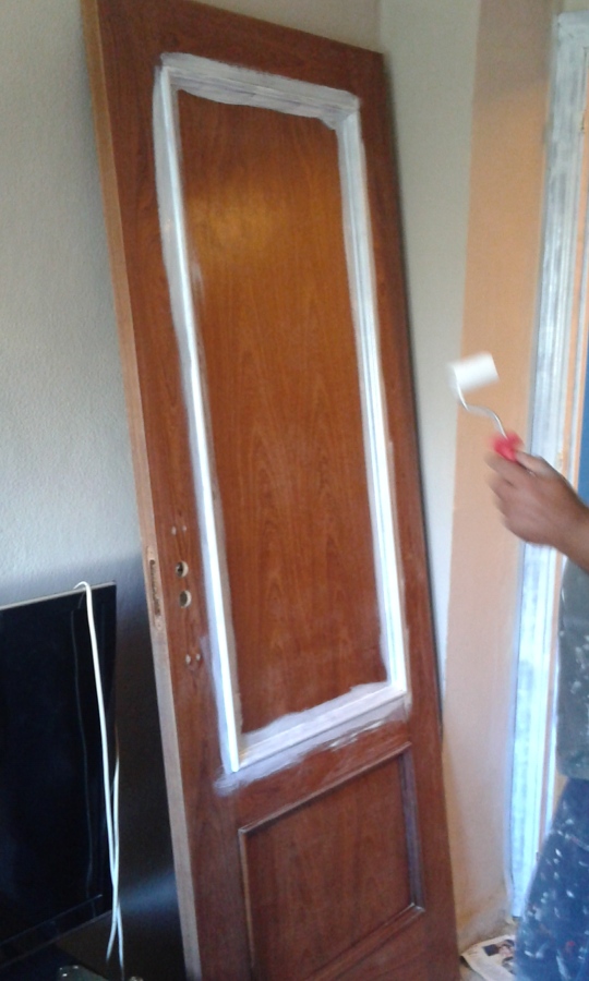 Cambio de color de puertas .Lacado en blanco