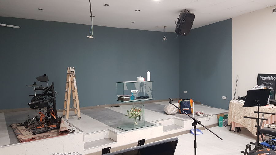 Cambio de color de una iglesia