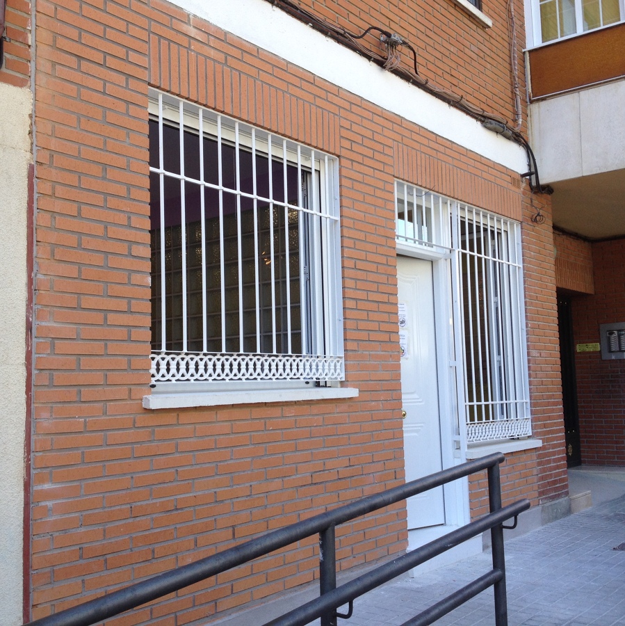 Cambio de uso de local comercial a vivienda en Móstoles