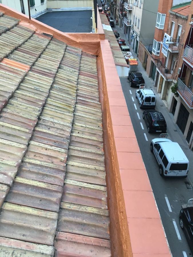 Canalón con impermeabilización